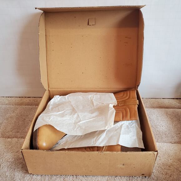 Groovy Boots: These boots are so 70s, they practically come with disco fever. - Picture 9 of 15